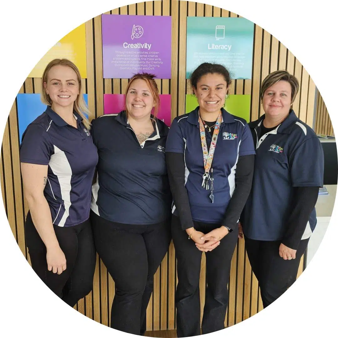 Mildura team photo circlre